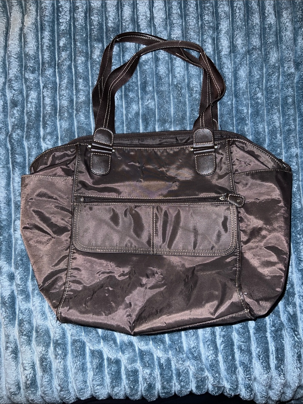 Liz Claiborne Black and White Interior Label Tote